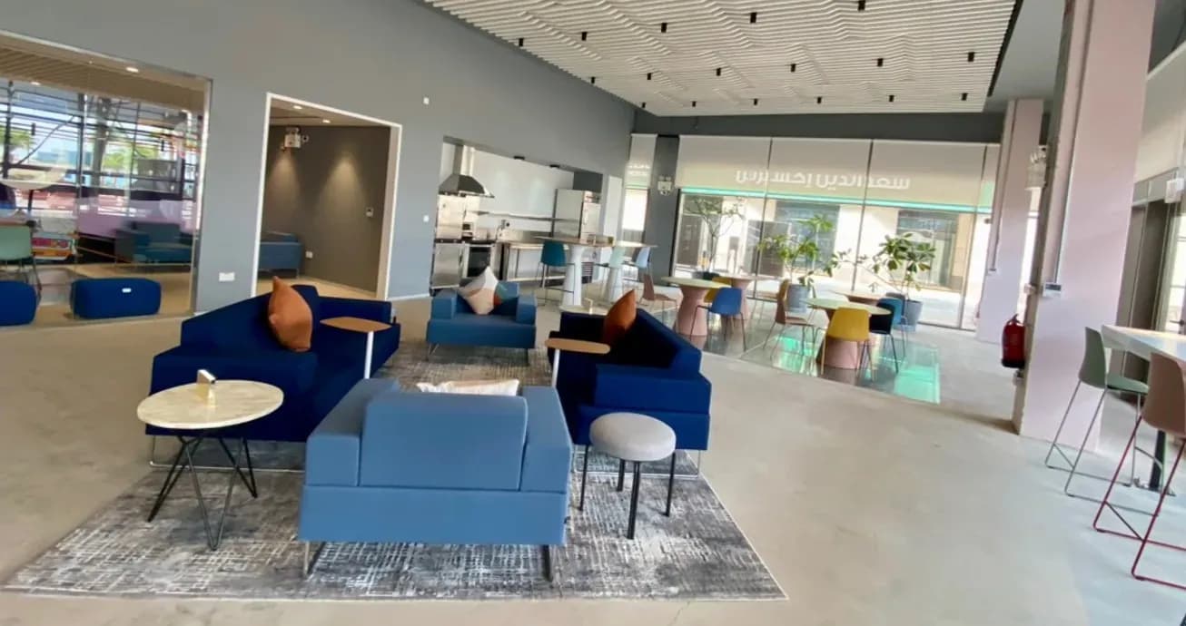 KAUST Students Lounge — 4