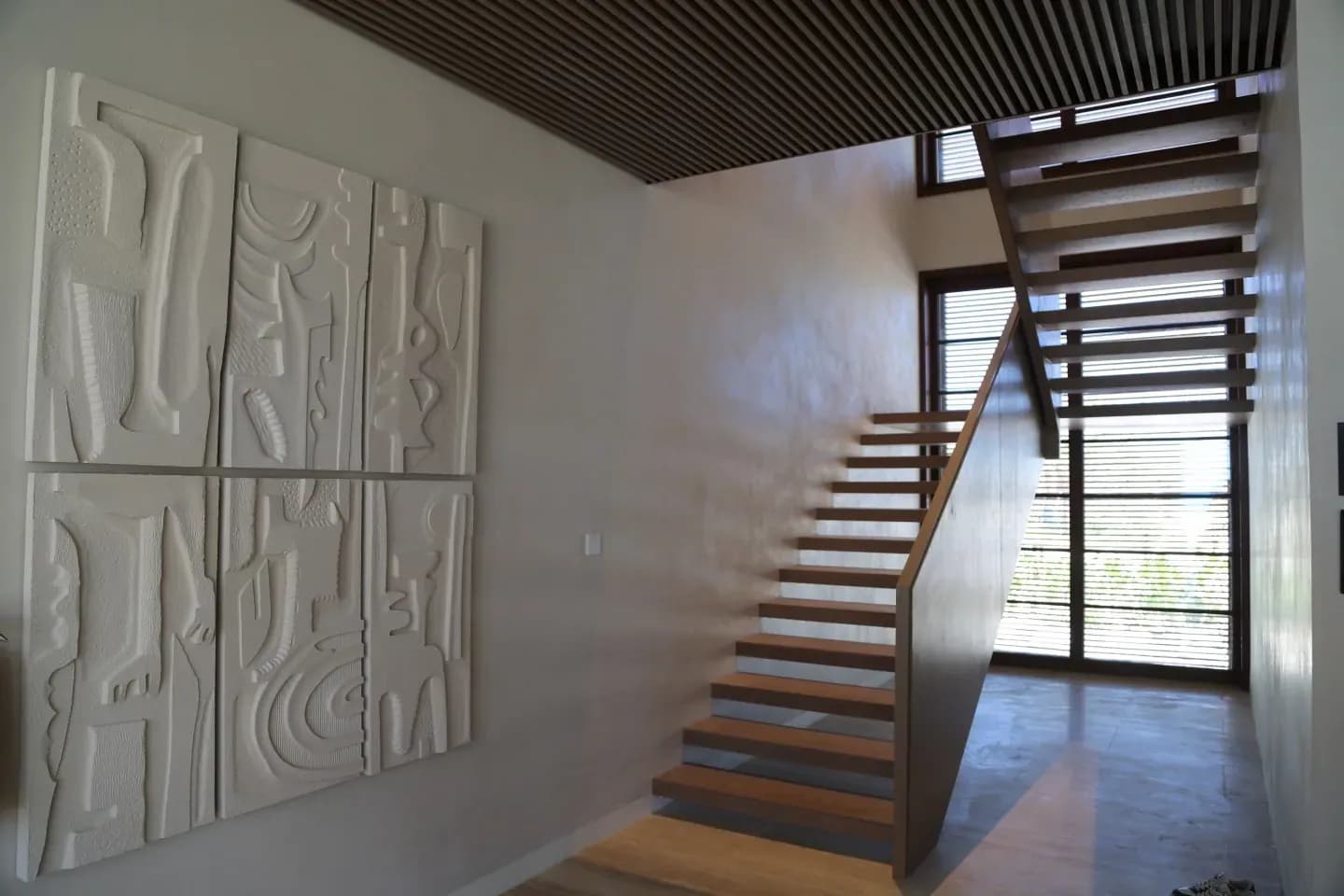 Laheq Sales Center Villas — 4